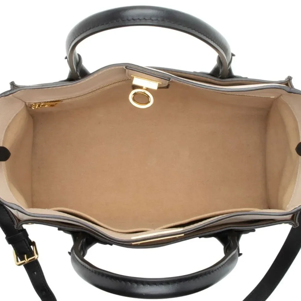 Louis Vuitton Calfskin Monogram Canvas On My Side MM Tote - Picture 6 of 14